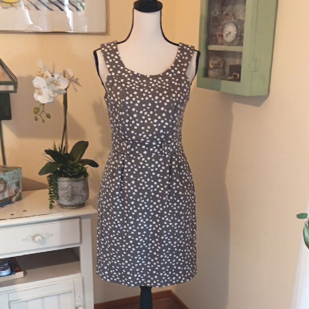 Robbie Bee Taupe And White Polka Dot Sleeveless Dress . Career. Coastal.Coquette